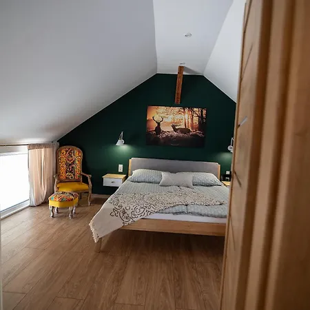 Apartament Pod Bukowym Lasem