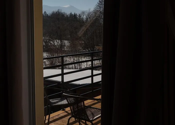 Pod Bukowym Lasem * קובארה