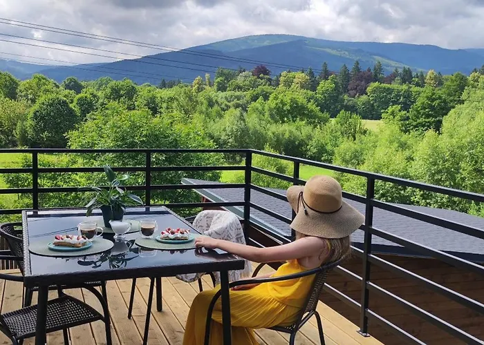 Pod Bukowym Lasem Apartment